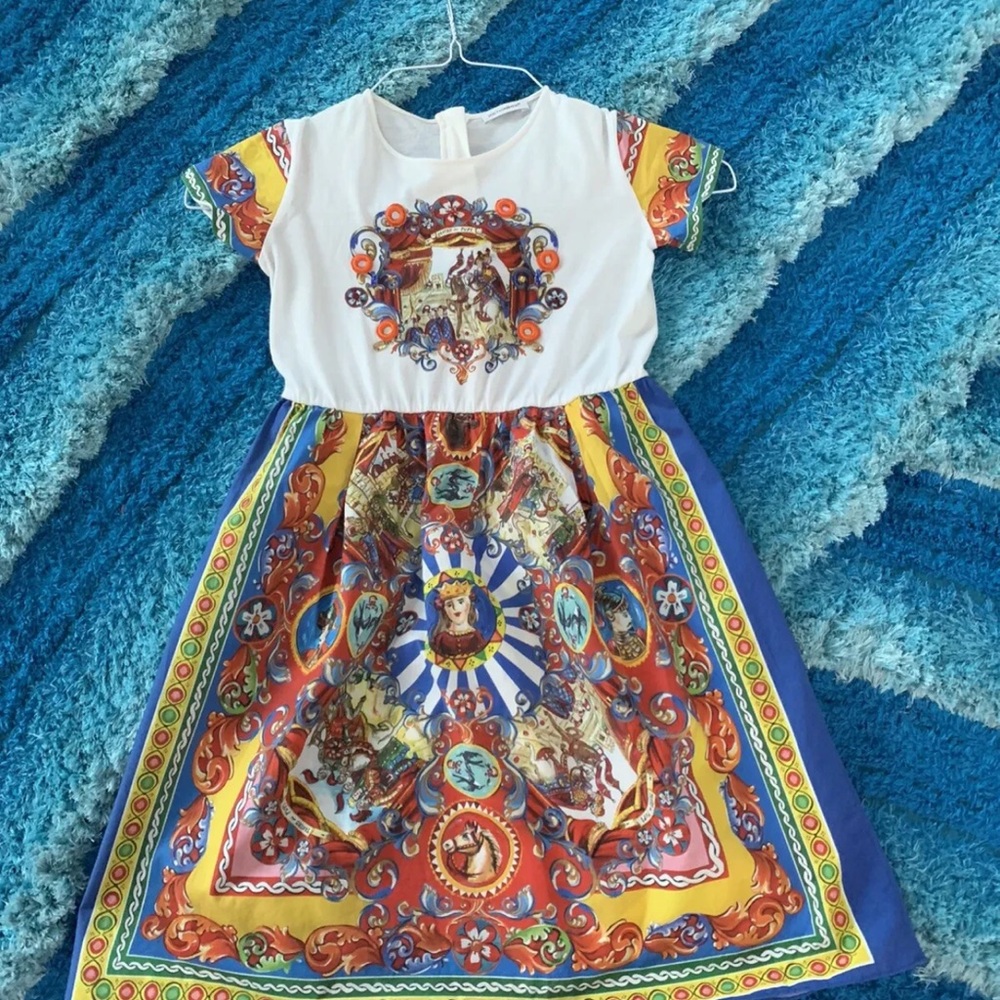 Dolce&Gabbana MultiColored adress. Girls 4-5 years old.